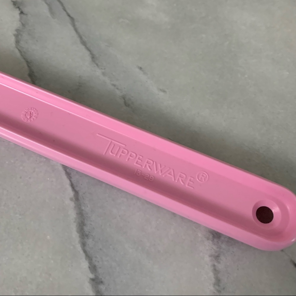 Tupperware Spatula New - Picture 2 of 4